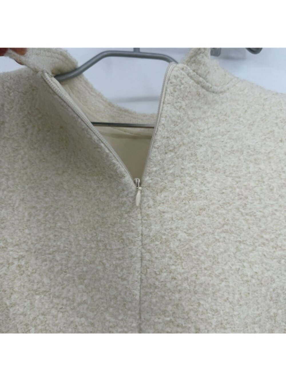 Hyacinth House by Tuckernuck Cream Metallic Boucle Puff Sleeve Sweater Top sz S - Picture 8 of 12